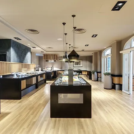 Barcelo Montecastillo Golf Hotell