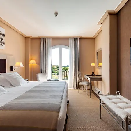 بارسيلو مونتيكاستيلو غولف 5*